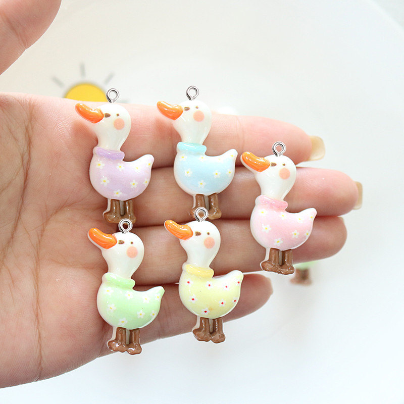 10Pcs Cute Glossy Glitter Duck - đánh giá và giá Resin Art Earrings Material
